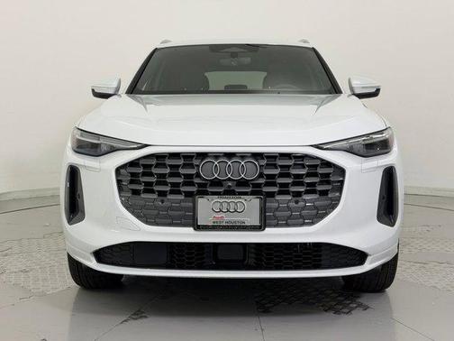 Glacier White Metallic 2026 Audi Q5 Premium Plus
