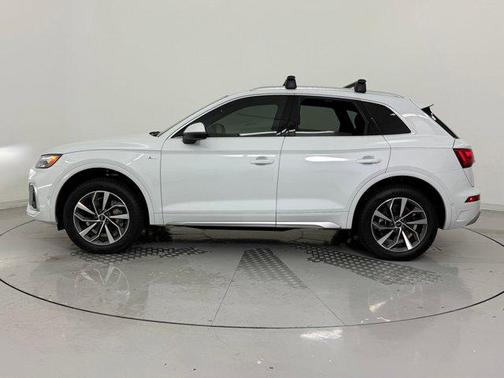 2025 Audi Q5 45 S line Prestige