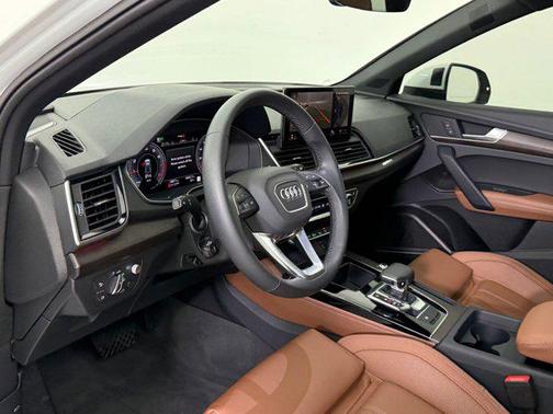 2025 Audi Q5 45 S line Prestige