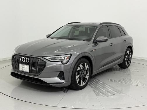 2021 Audi e-tron Premium