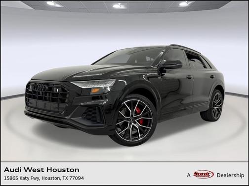 Mythos Black Metallic 2023 Audi Q8 55 Premium Plus