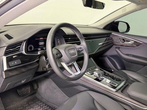 2023 Audi Q8 55 Premium Plus