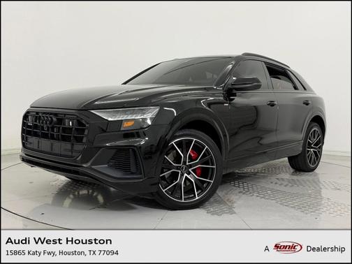 2023 Audi Q8 55 Premium Plus