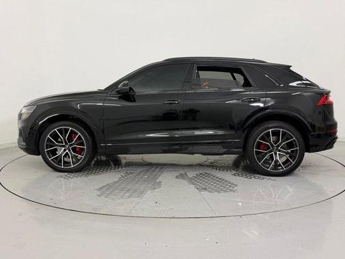 2023 Audi Q8 55 Premium Plus