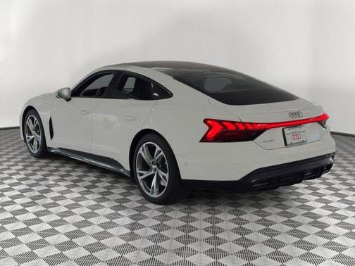 2023 Audi e-tron GT Prestige quattro