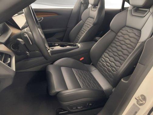 2023 Audi e-tron GT Prestige quattro