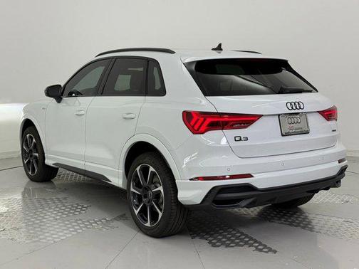 2025 Audi Q3 45 S line Premium Plus