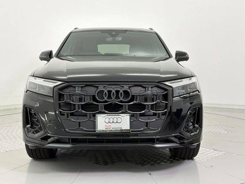 Mythos Black Metallic 2026 Audi Q7 55 Premium Plus