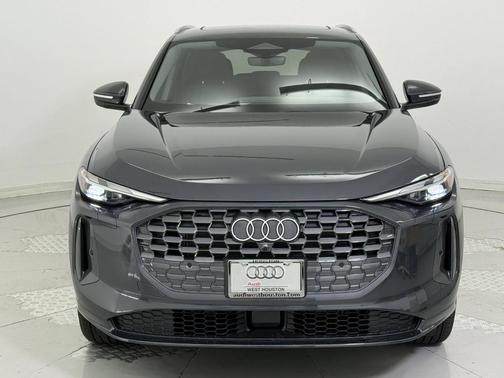 2025 Audi Q5 Premium