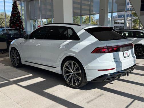 2026 Audi Q8 55 Prestige