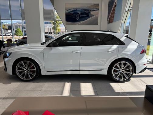 2026 Audi Q8 55 Prestige