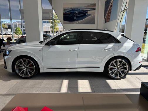 2026 Audi Q8 55 Prestige