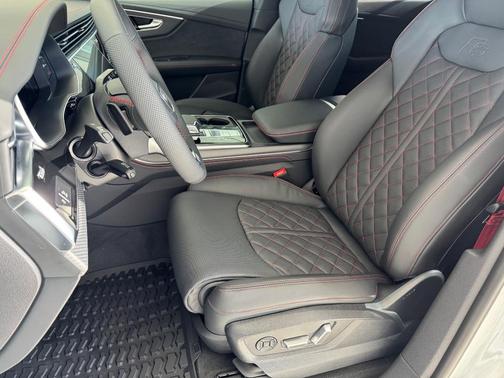 2026 Audi Q8 55 Prestige