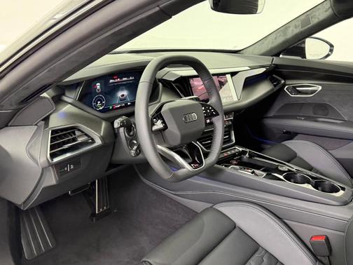 2026 Audi S e-tron GT Prestige quattro