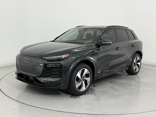 2025 Audi Q6 e-tron Premium Plus quattro