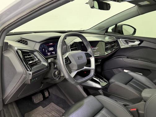2023 Audi Q4 e-tron Prestige 50 quattro