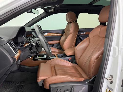 2023 Audi Q5 45 S line Premium Plus