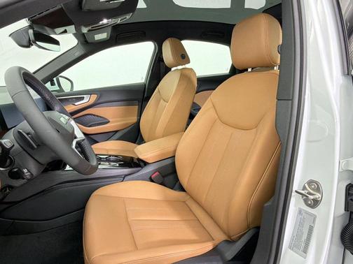 2Y2Y 2026 Audi A5 Premium TFSI quattro S tronic