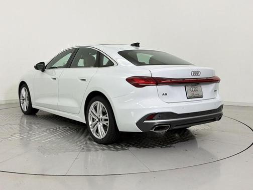 2Y2Y 2026 Audi A5 Premium TFSI quattro S tronic