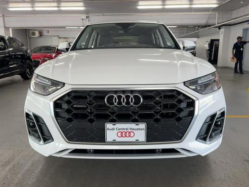 2023 Audi Q5 55 S line Premium Plus