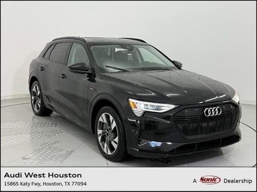 2021 Audi e-tron Premium