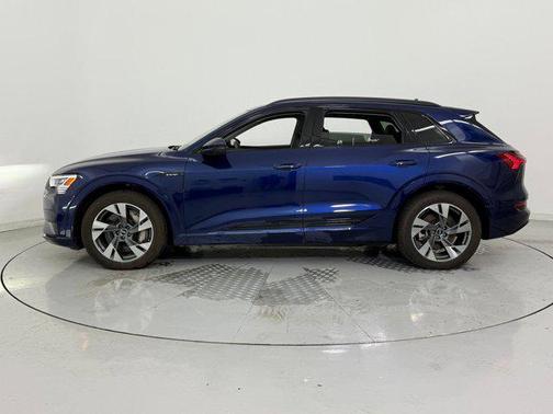 2021 Audi e-tron Premium
