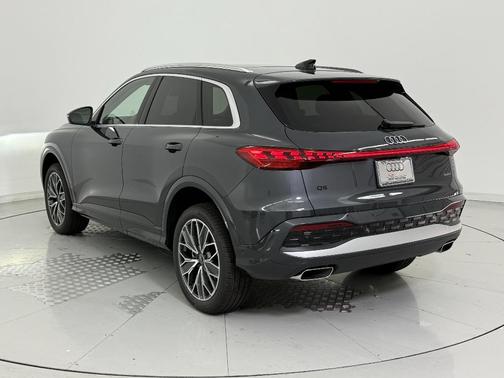 2025 Audi Q5 Premium Plus