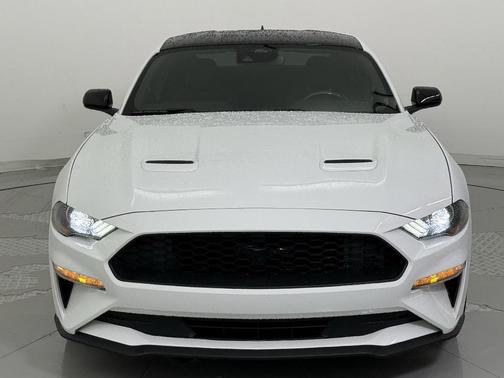 2021 Ford Mustang EcoBoost