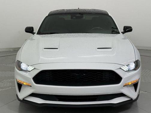 2021 Ford Mustang EcoBoost