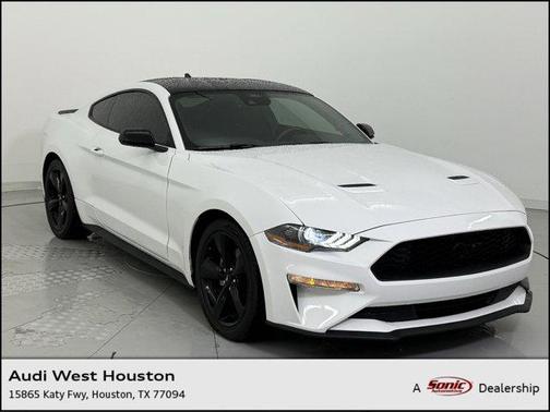 2021 Ford Mustang EcoBoost
