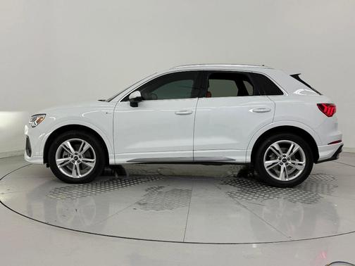 2022 Audi Q3 45 S line Premium Plus