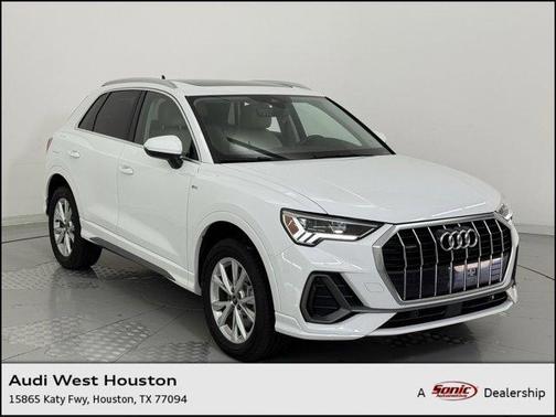 2024 Audi Q3 Premium 45 TFSI S line quattro Tiptronic