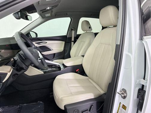Mythos Black Metallic 2025 Audi Q5 Premium TFSI quattro S tronic