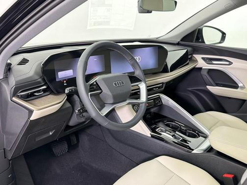 0E0E 2026 Audi Q5 Premium TFSI quattro S tronic