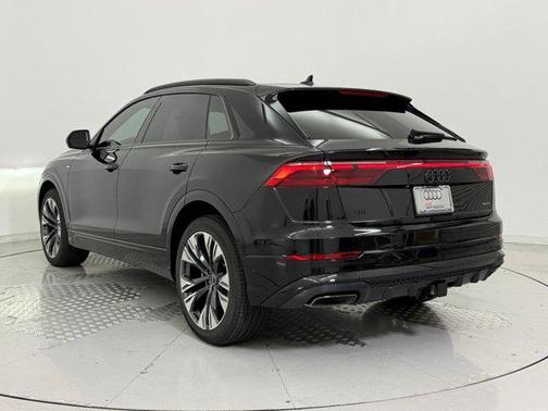 2026 Audi Q8 55 Premium Plus