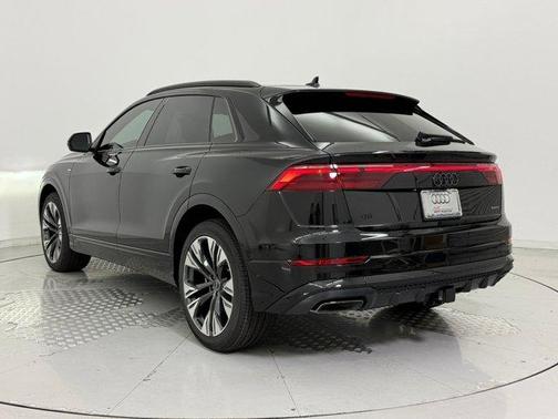 2026 Audi Q8 55 Premium Plus