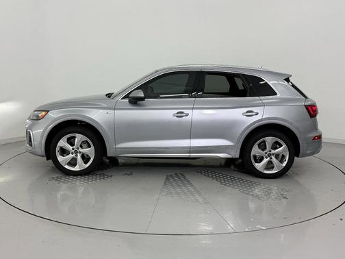 2025 Audi Q5 45 S line Premium Plus
