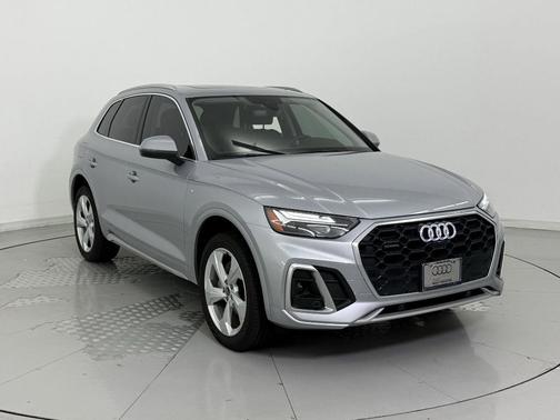 2025 Audi Q5 45 S line Premium Plus