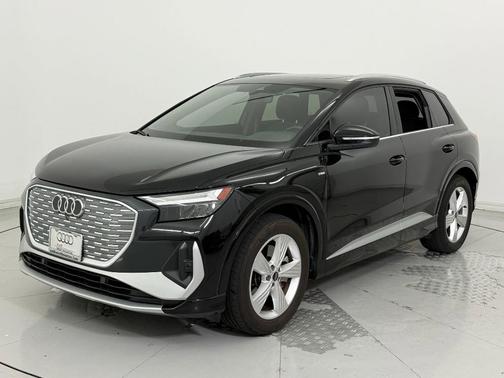 2024 Audi Q4 e-tron Premium Plus 55 quattro