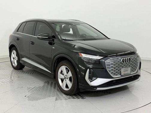 2024 Audi Q4 e-tron Premium Plus 55 quattro