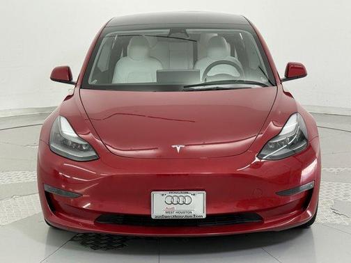 2022 Tesla Model 3 Standard Range