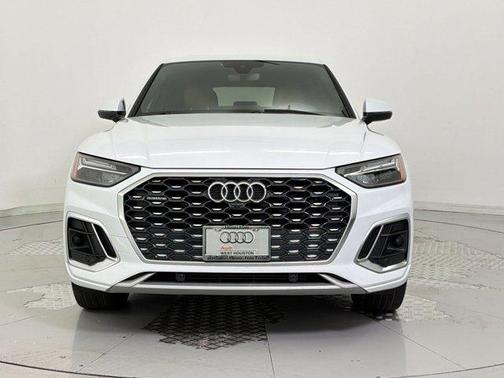 Glacier White Metallic 2023 Audi Q5 45 S line Premium Plus