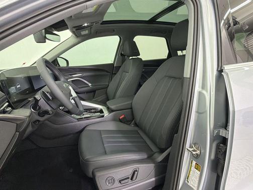 Florett Silver Metallic 2026 Audi Q5 Premium TFSI quattro S tronic