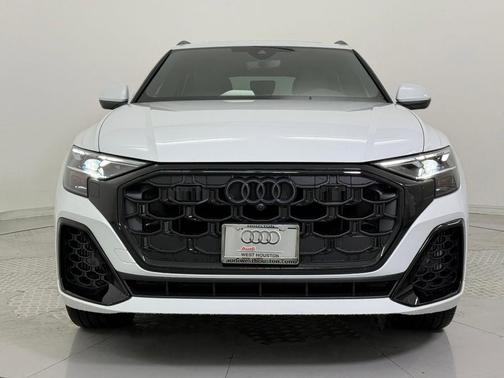 2026 Audi Q8 55 Premium Plus