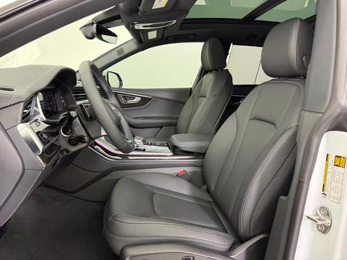 2026 Audi Q8 55 Premium Plus