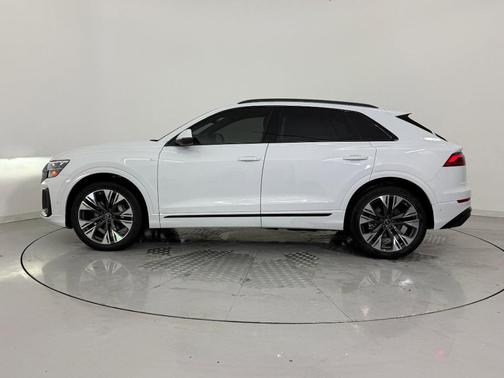 2026 Audi Q8 55 Premium Plus