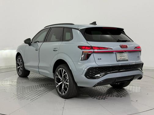 2026 Audi Q3 S line