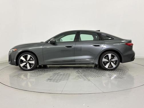 6Y6Y 2026 Audi A5 Premium Plus TFSI quattro S tronic