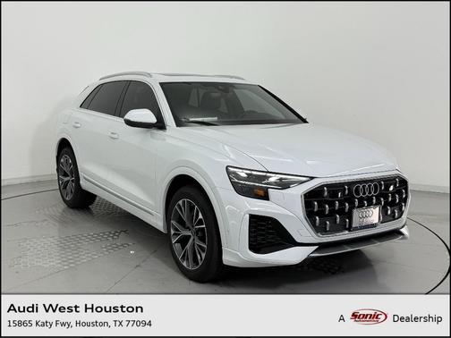 2025 Audi Q8 55 Premium
