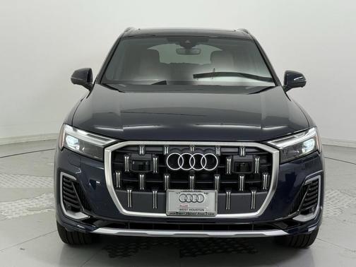 2025 Audi Q7 55 Premium